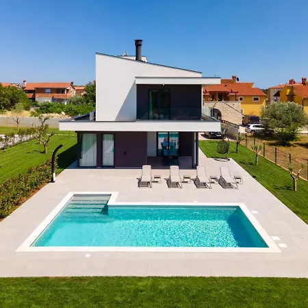 Villa Arestea *