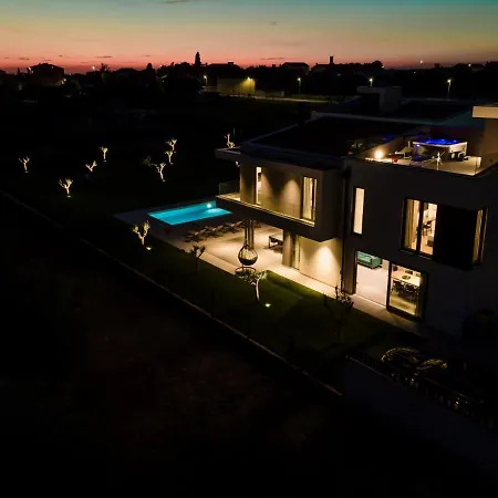 Villa Arestea *